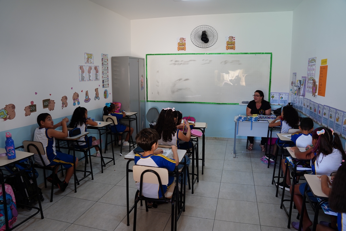 Acompanhamento em sala de aula no Colégio Barcelos